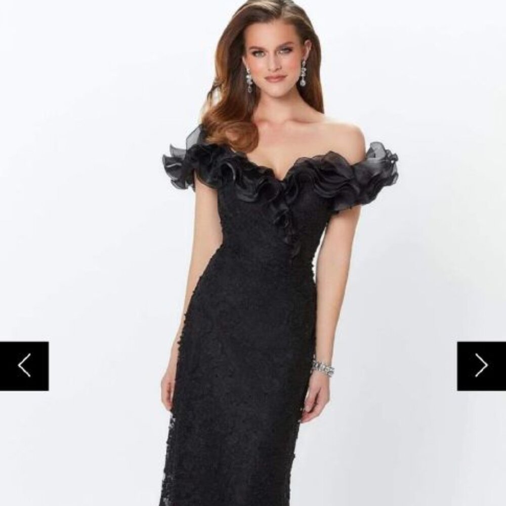 Black Gown - Montage by Mon Cheri